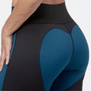 EVREE X Bar Bella Heart Leggings size L